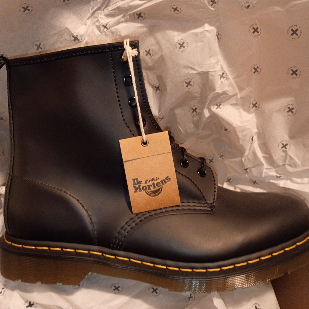 NWB/ Dr Martens 1460 Smooth Black Leather Combat Boots Men's Size 12